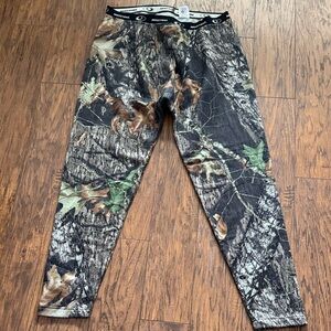 Mossy oak long underwear Scent stop